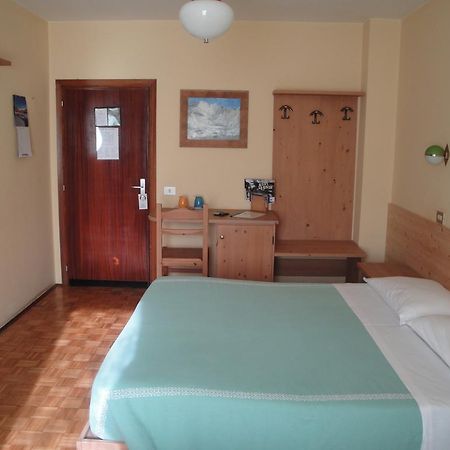 Hotel Viola Valdidentro Buitenkant foto