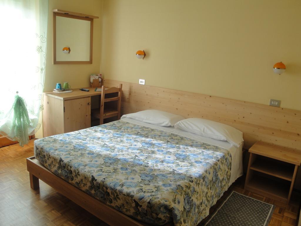Hotel Viola Valdidentro Buitenkant foto