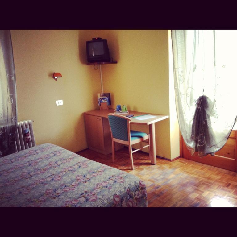 Hotel Viola Valdidentro Buitenkant foto
