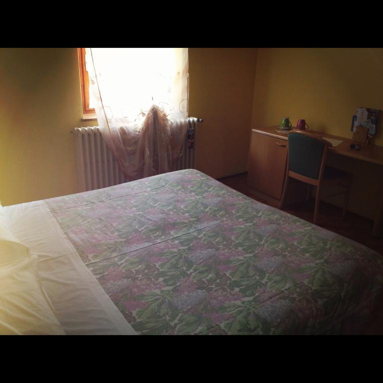 Hotel Viola Valdidentro Buitenkant foto