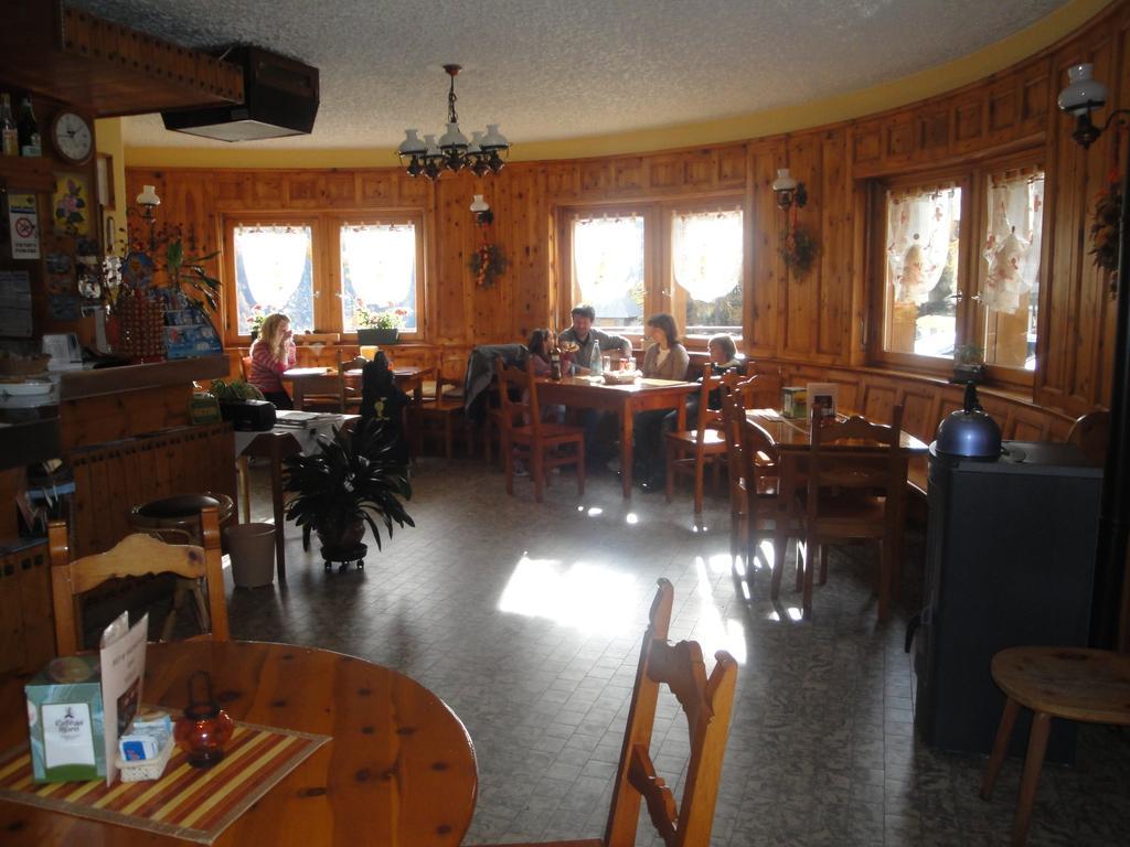Hotel Viola Valdidentro Buitenkant foto
